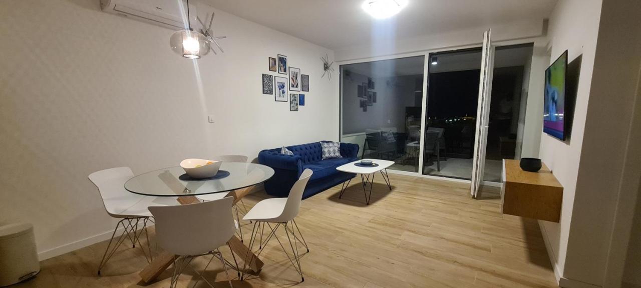 Apartman Marcelina 1 With Private Pool Трогир Экстерьер фото